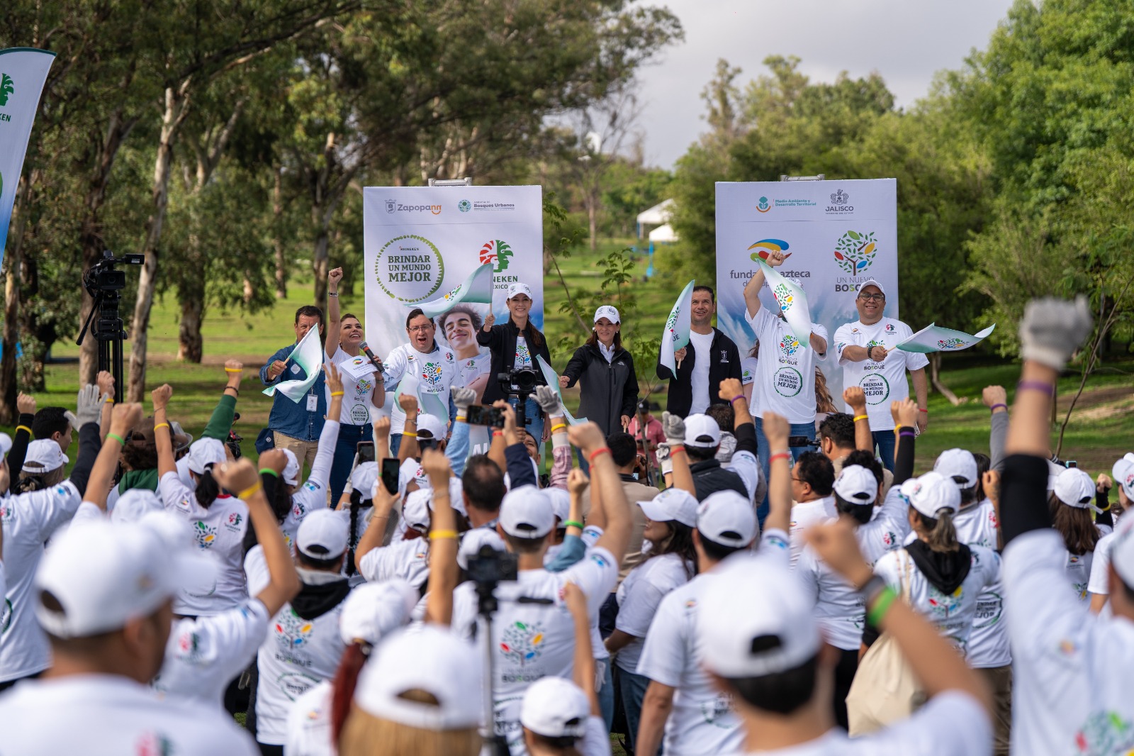 heineken-mexico-y-fundacion-azteca-inician-por-tercer-ano-consecutivo-jornadas-de-reforestacion-imagen-3.jpeg