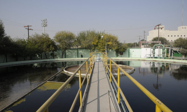 HEINEKEN México cuida el agua y reduce sus emisiones desde el campo hasta el bar